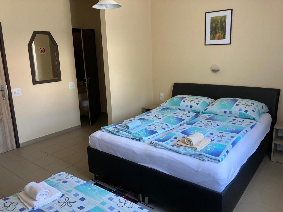 Farkas Vendeghaz Hotell Sopron Exteriör bild