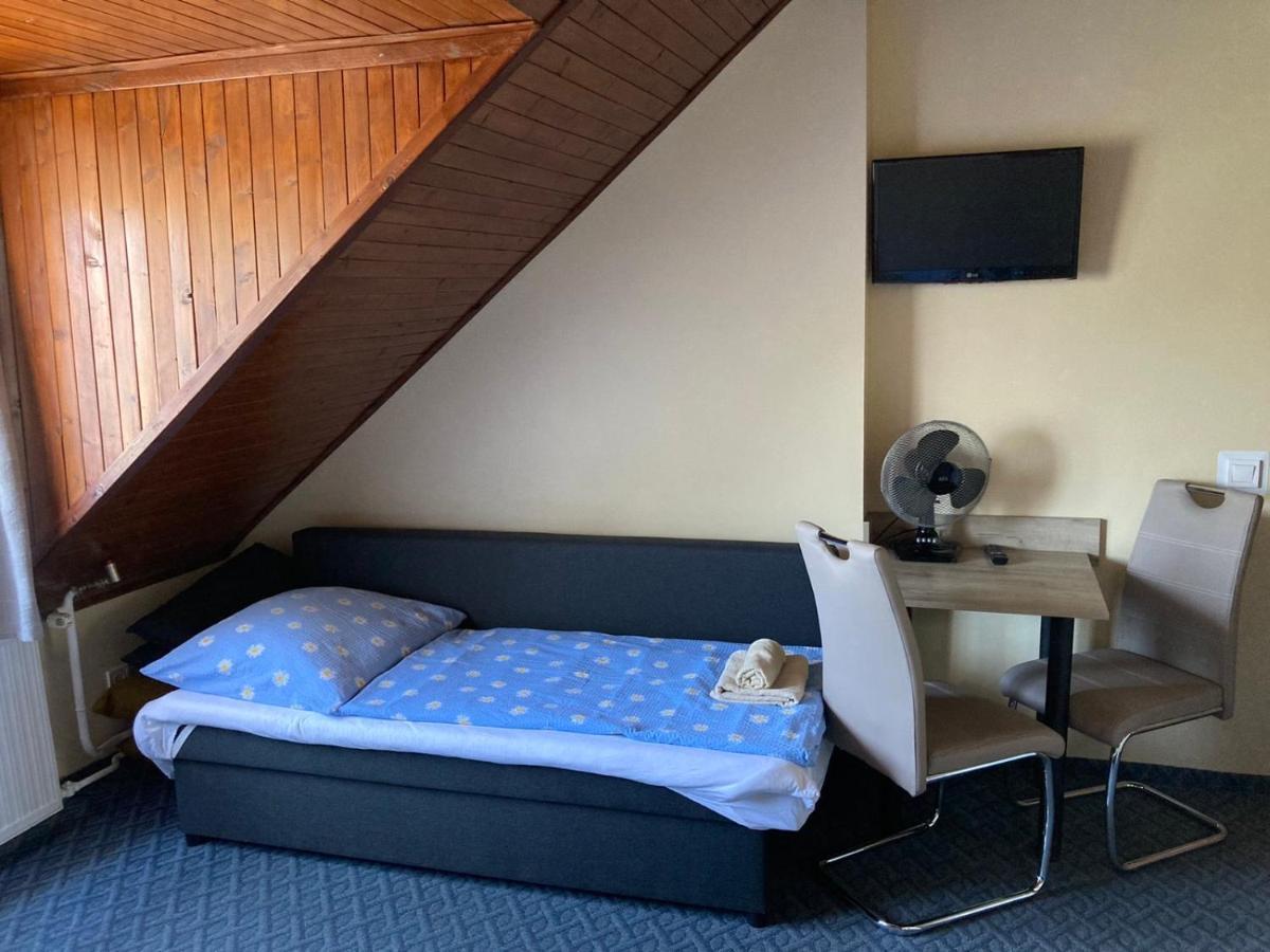 Farkas Vendeghaz Hotell Sopron Exteriör bild